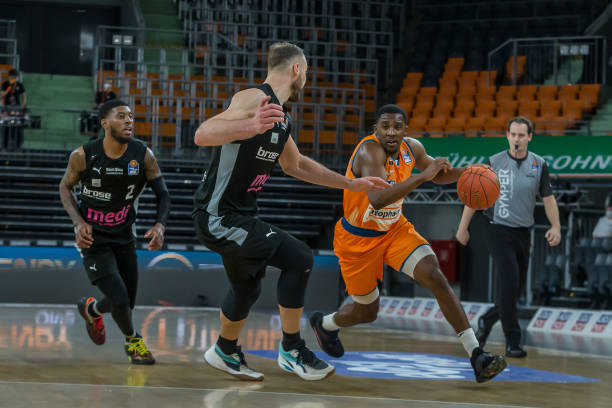 将佩戴特制 将佩戴特制