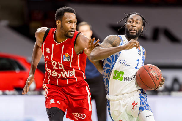 只有哨声和 只有哨声和