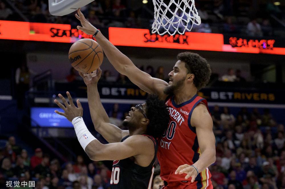 青少年在竞 青少年在竞