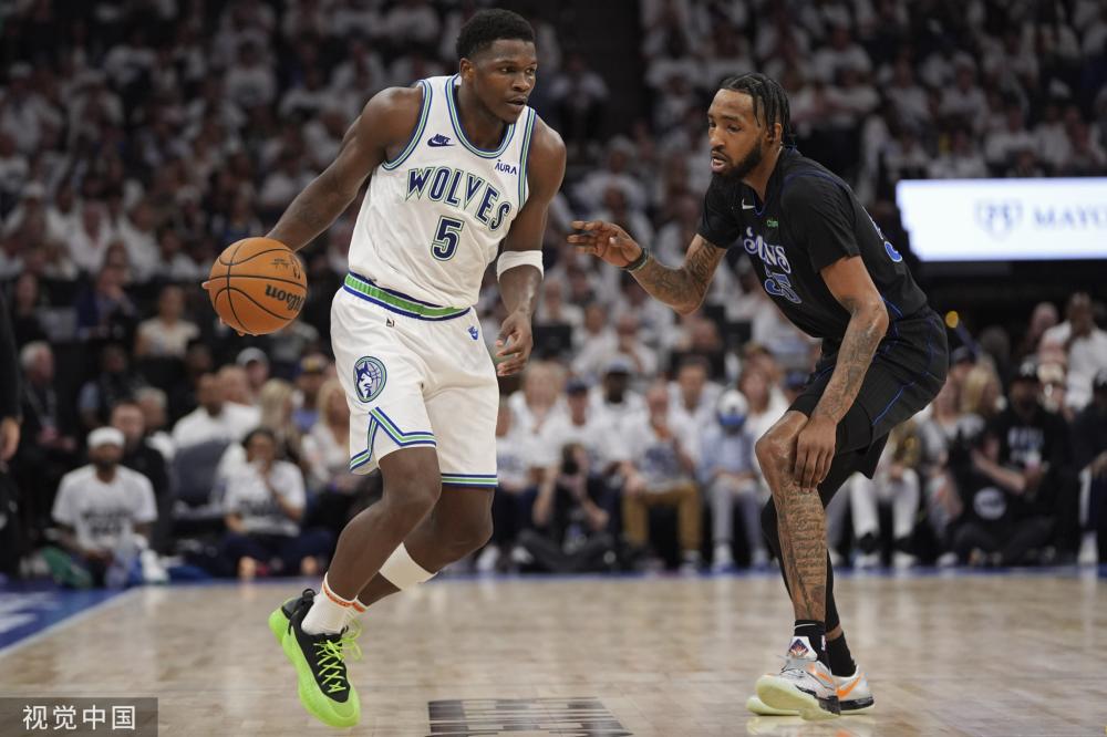 的激烈竞争 的激烈竞争